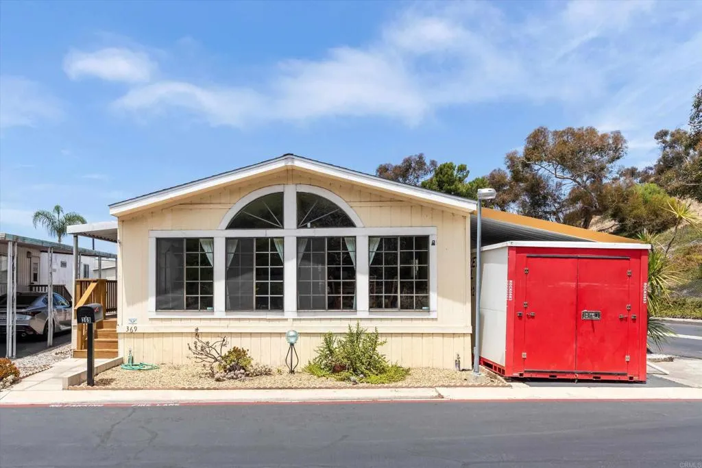 369 Alpine Lane, Oceanside, CA 92054 - Photo 2 of 33, Oceanside, CA