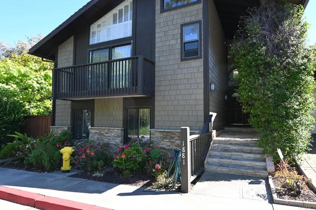1881 Caminito Velez, La Jolla, CA 92037 - Photo 2 of 23, La Jolla, CA