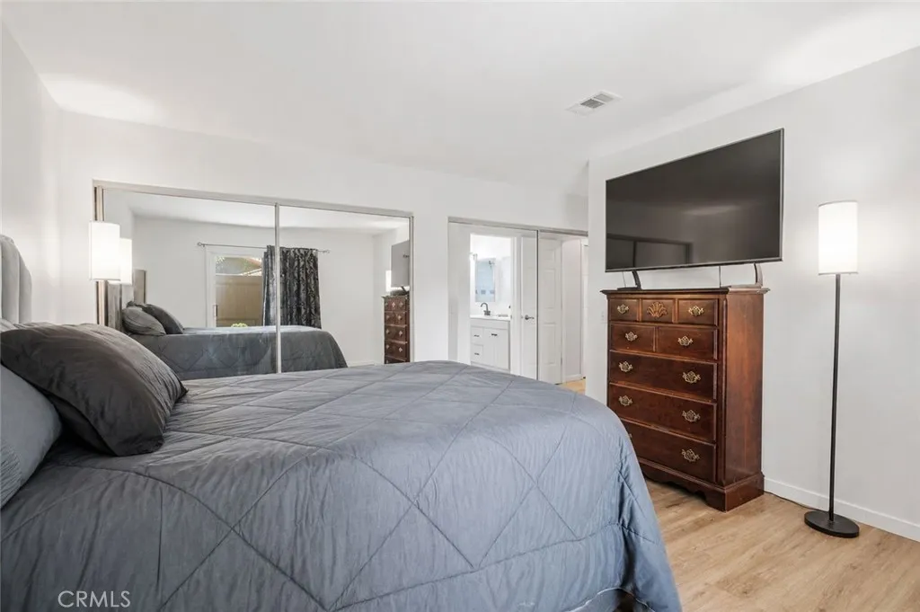 Photo #2: SW26164285 Listing: Photo #2