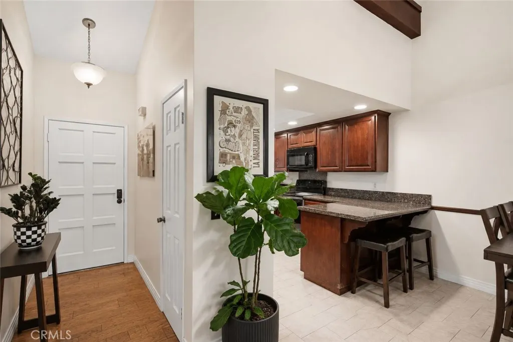 Photo #9: SW26164285 Listing: Photo #9