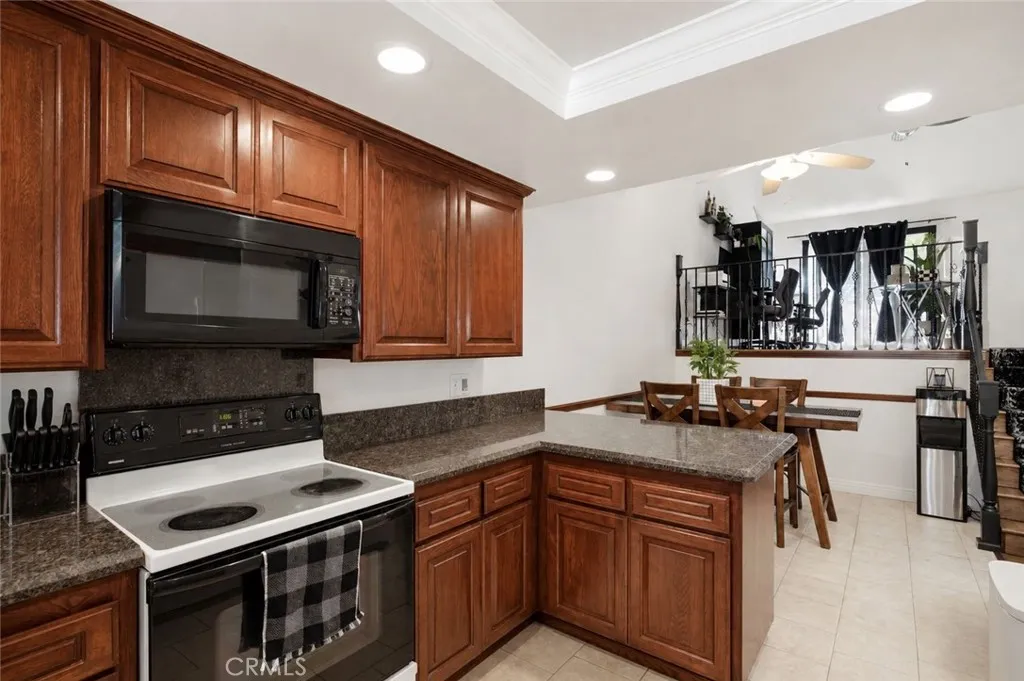 Photo #12: SW26164285 Listing: Photo #12