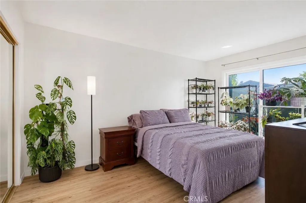 Photo #8: SW26164285 Listing: Photo #8