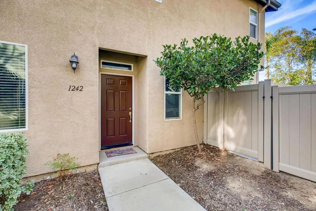 1242 Stagecoach Trail Loop, Chula Vista, CA 91915 - Photo 3 of 23, Chula Vista, CA