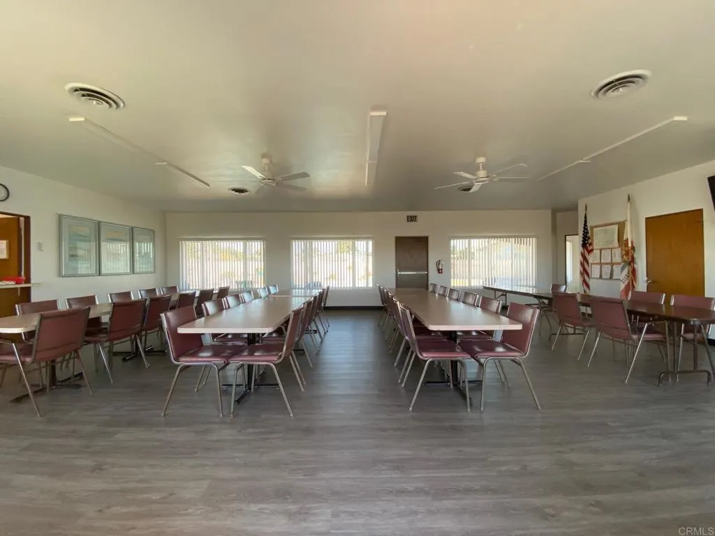 https://cdn.realtyfeed.com/cdn/127/306778738/46f72358e1a4b1179bc613c3d1f469f8.webp