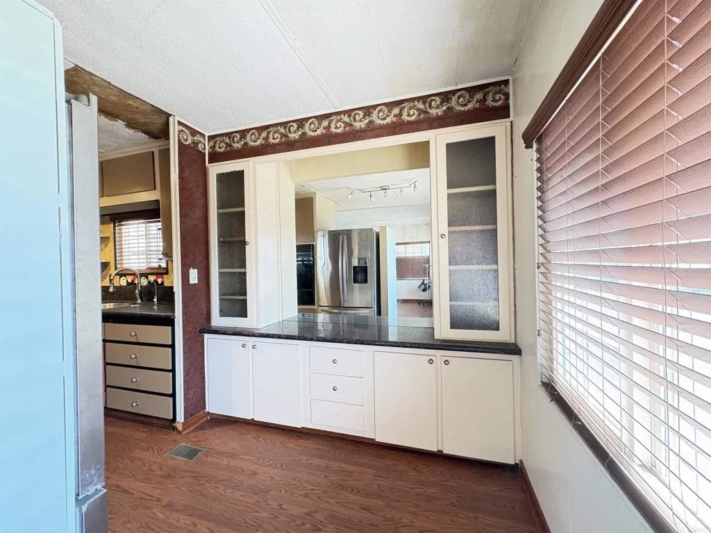 https://cdn.realtyfeed.com/cdn/127/306778738/80510f035696835f5539324fefd27f54.webp