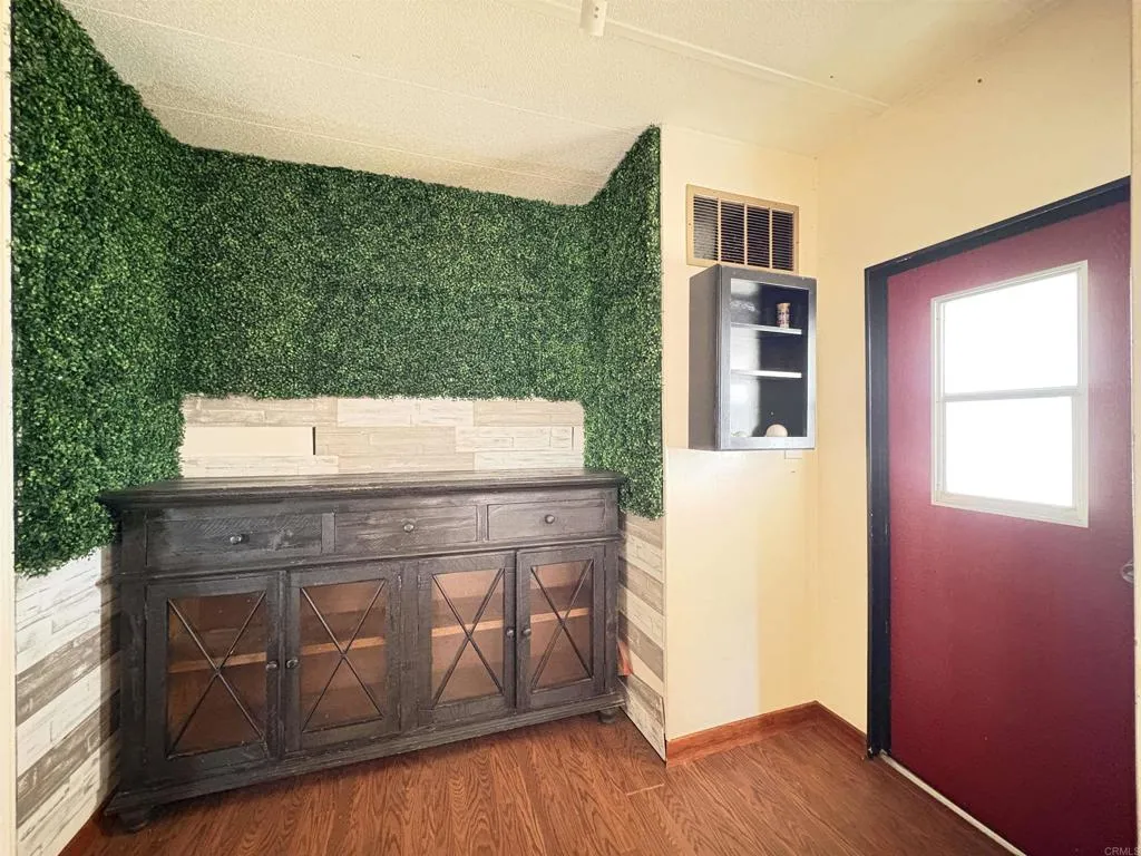 https://cdn.realtyfeed.com/cdn/127/306778738/b00c04326010e99e88fac13efadb66f2.webp