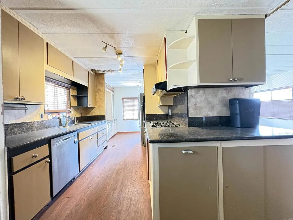 521 Orange Ave Unit 128, Chula Vista, CA 91911 - Photo 4 of 39, Chula Vista, CA
