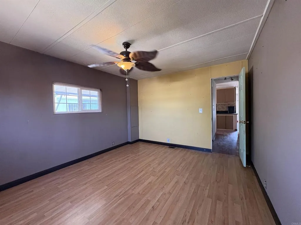 https://cdn.realtyfeed.com/cdn/127/306778738/c7e15efcb9f3a835f8e45113f2dba2c1.webp