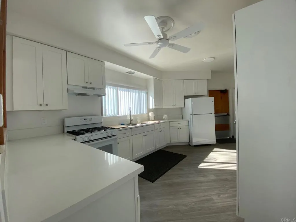 https://cdn.realtyfeed.com/cdn/127/306778738/d1e83a491da903399acb63f4b86b6629.webp