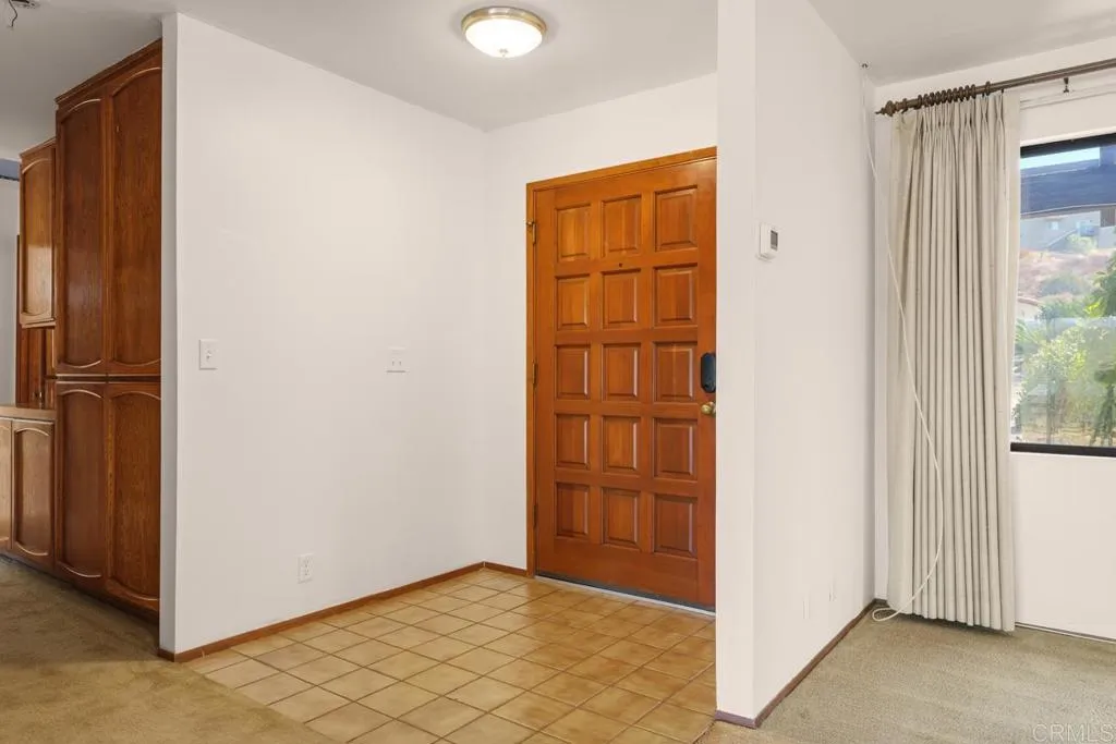 https://cdn.realtyfeed.com/cdn/127/306778811/24f160644b7bad0d25bb442e173d1e48.webp