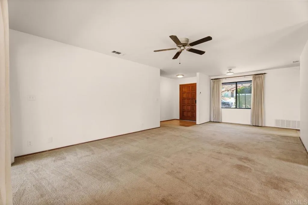 https://cdn.realtyfeed.com/cdn/127/306778811/a66fea0d09c1b4a6f5d16f1b24ba6fcf.webp
