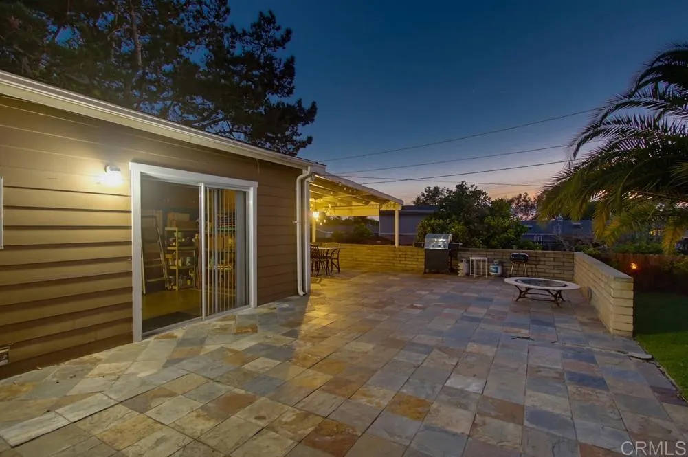 https://cdn.realtyfeed.com/cdn/127/306778813/08c9969a82b1745d18252b4e2578ce5e.webp
