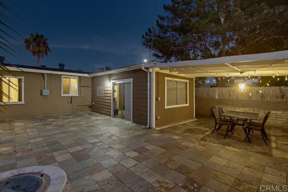 https://cdn.realtyfeed.com/cdn/127/306778813/81771f53b42cfe14aba32fad8c176efd.webp