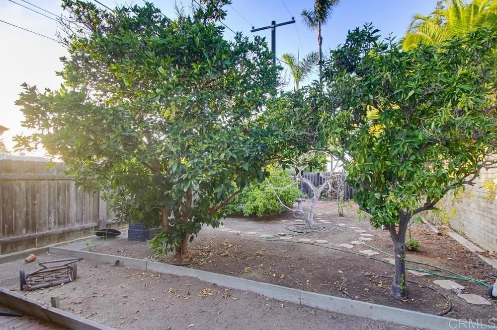 https://cdn.realtyfeed.com/cdn/127/306778813/89a6b5d2f670c313aec6328a7bf4101e.webp