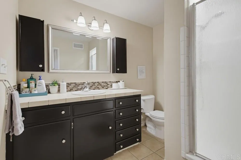 https://cdn.realtyfeed.com/cdn/127/306778813/98fe2ba81abe58f3dc1042f3857251d2.webp