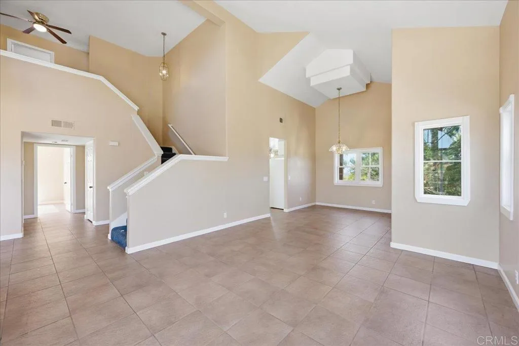 842 Porter Way, Fallbrook, CA 92028 - Photo 2 of 32, Fallbrook, CA