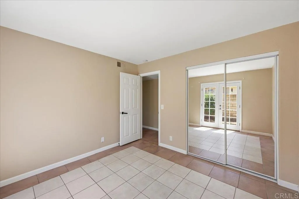 https://cdn.realtyfeed.com/cdn/127/306778927/e512265897934a69bd1f2d7cf4c233ae.webp