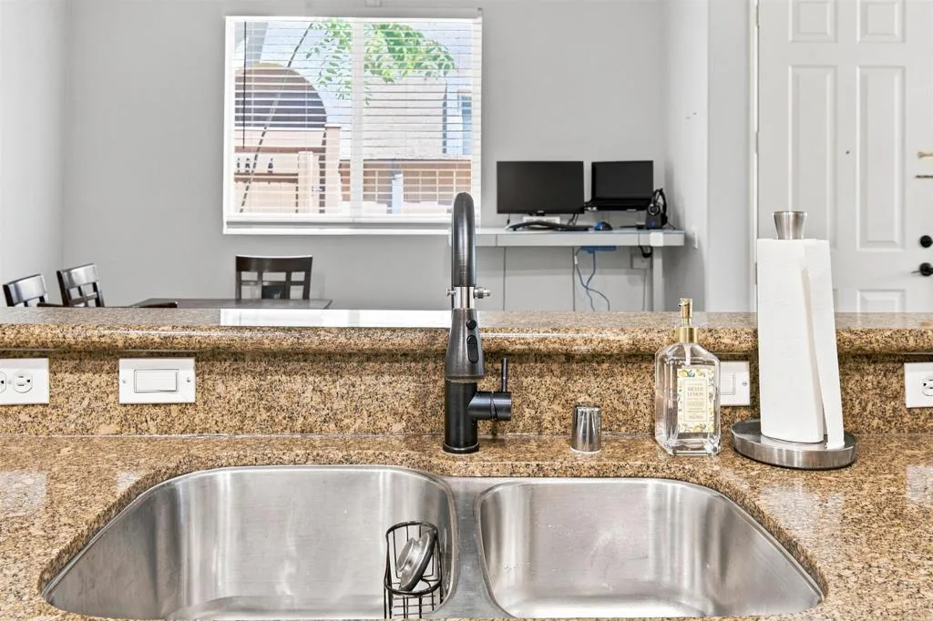 Photo #8: PTP2605674 Listing: Photo #8