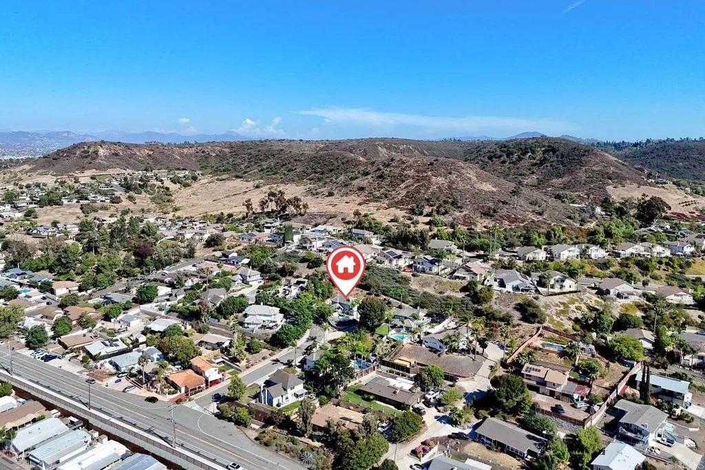 https://cdn.realtyfeed.com/cdn/127/306778940/a577613dc0cc8a32c2590e1cee9d0650.webp