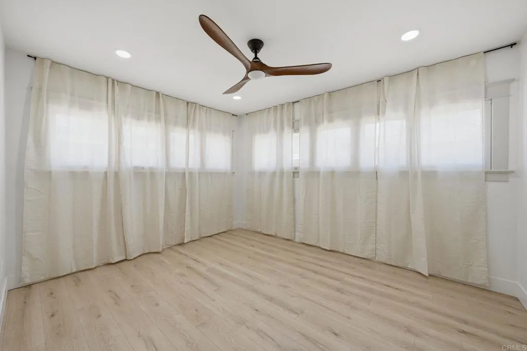 https://cdn.realtyfeed.com/cdn/127/306779045/2ce71c232c2c482cef8e668c8fa7bbca.webp