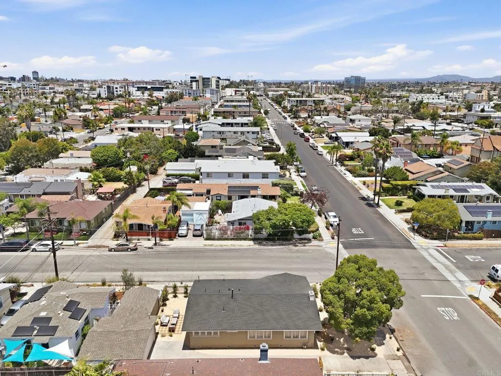 https://cdn.realtyfeed.com/cdn/127/306779045/7eb6e568f967cb5096a8d0eb51c5a5c4.webp