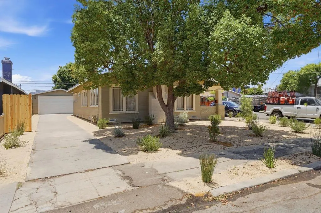 https://cdn.realtyfeed.com/cdn/127/306779045/ec44b95d5740d0a33bf7d6d8b1db996b.webp