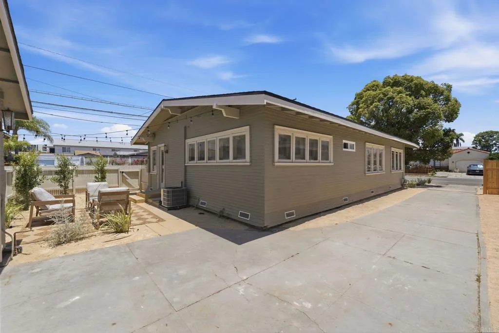https://cdn.realtyfeed.com/cdn/127/306779045/f2e7a7618276306448ea2bf0646a3c5b.webp