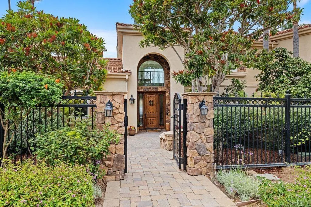 https://cdn.realtyfeed.com/cdn/127/306779054/691fd370bffcea23016d6108796ed13c.webp