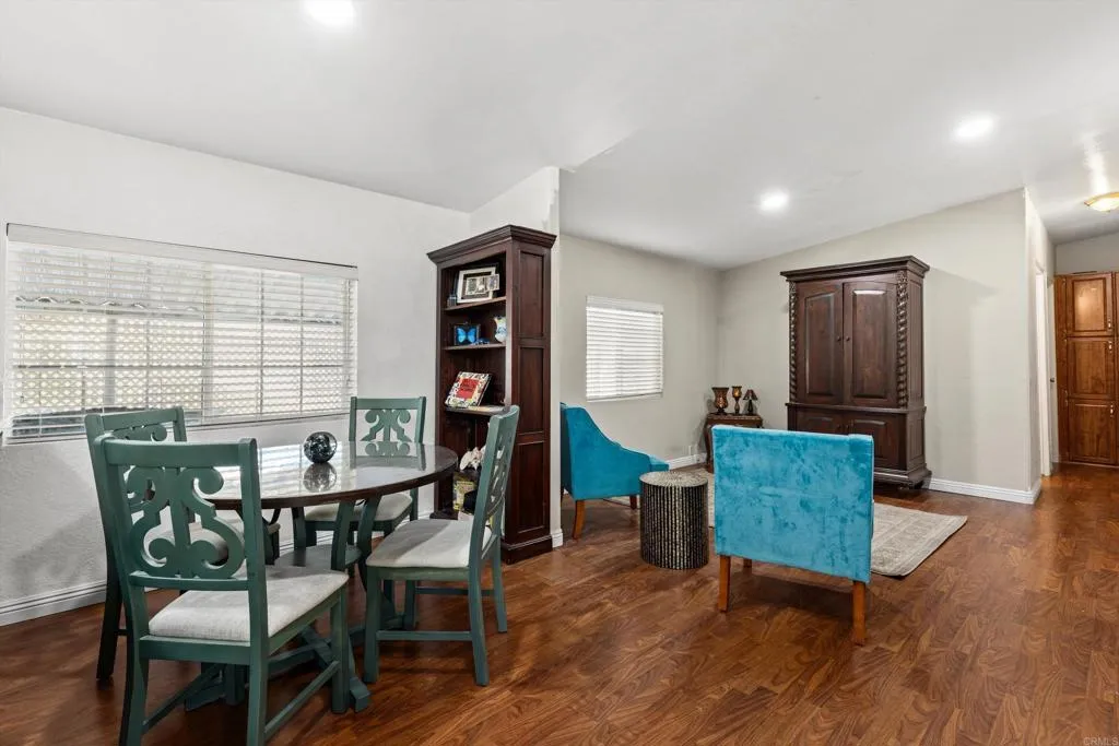 https://cdn.realtyfeed.com/cdn/127/306779106/1250fa963d48b8c31438f3bf3bfee2a5.webp