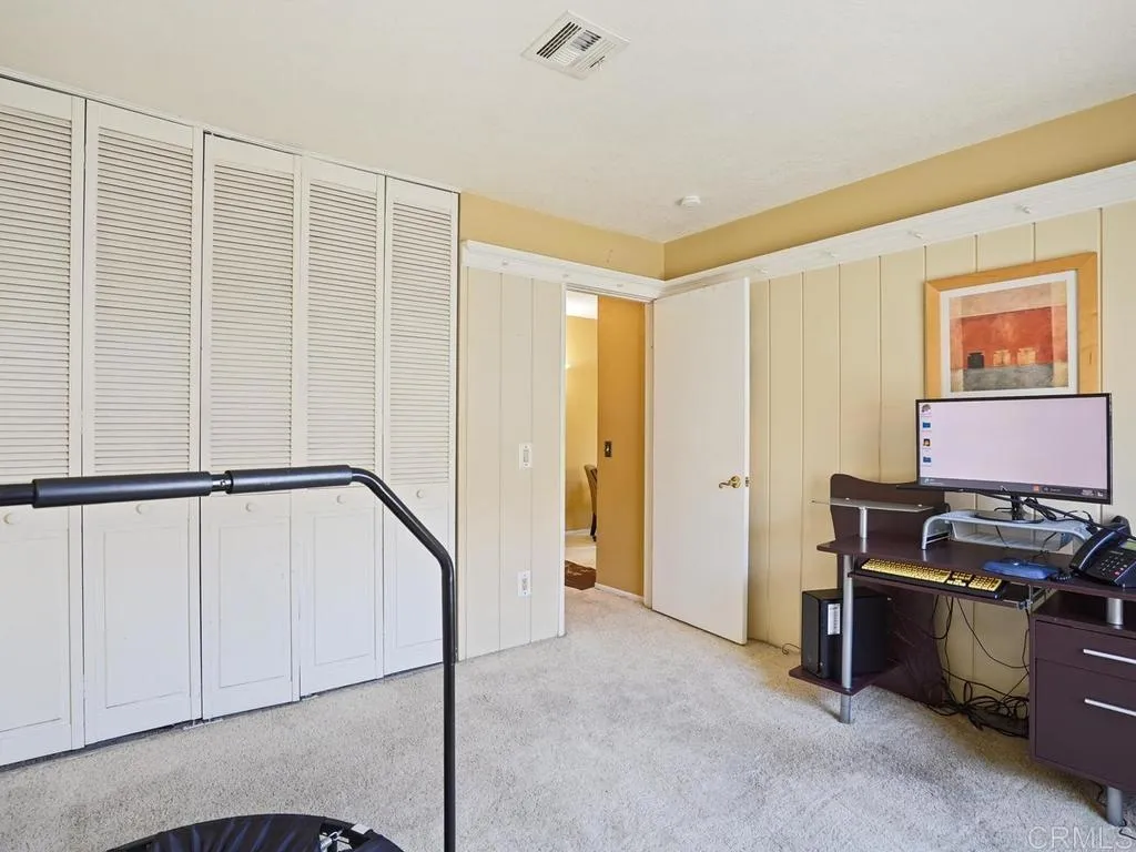 https://cdn.realtyfeed.com/cdn/127/306779112/48fd2387e63e3f6662529edde58e7db5.webp