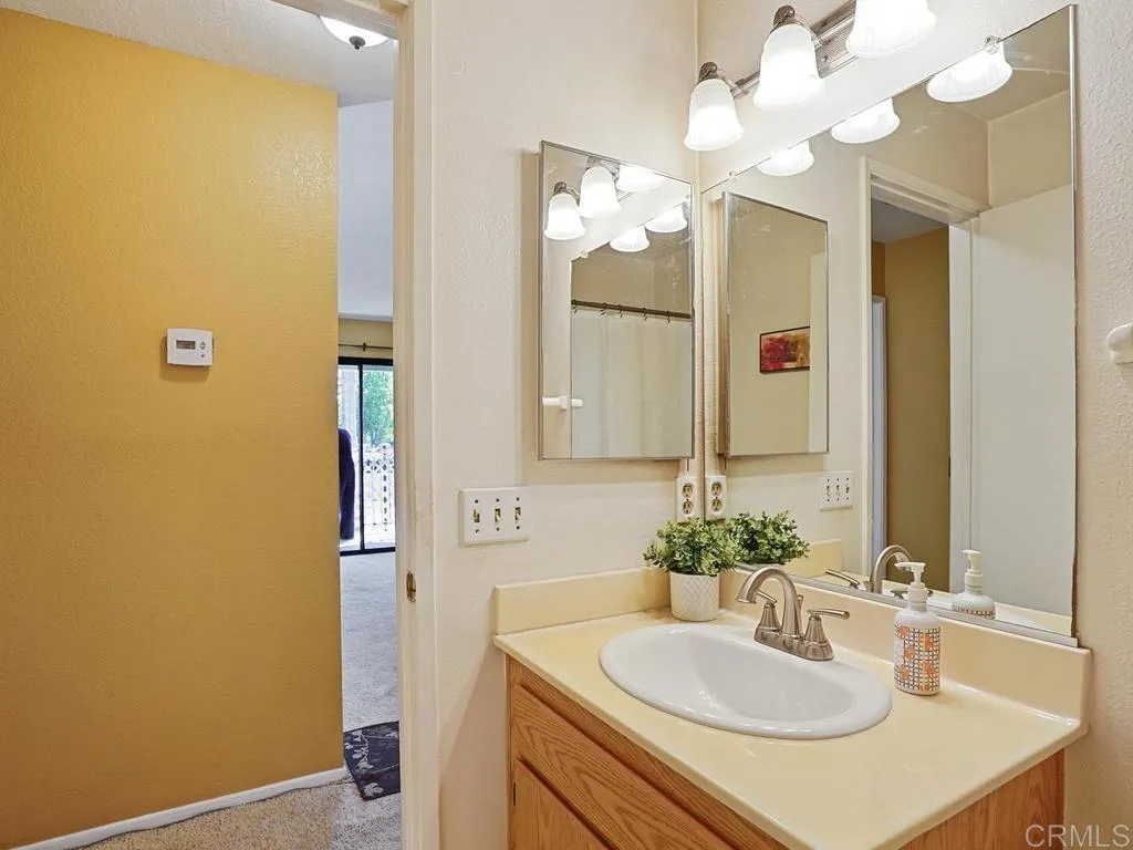 https://cdn.realtyfeed.com/cdn/127/306779112/725b6d99b90c7b86c73fb9cd1e0205df.webp