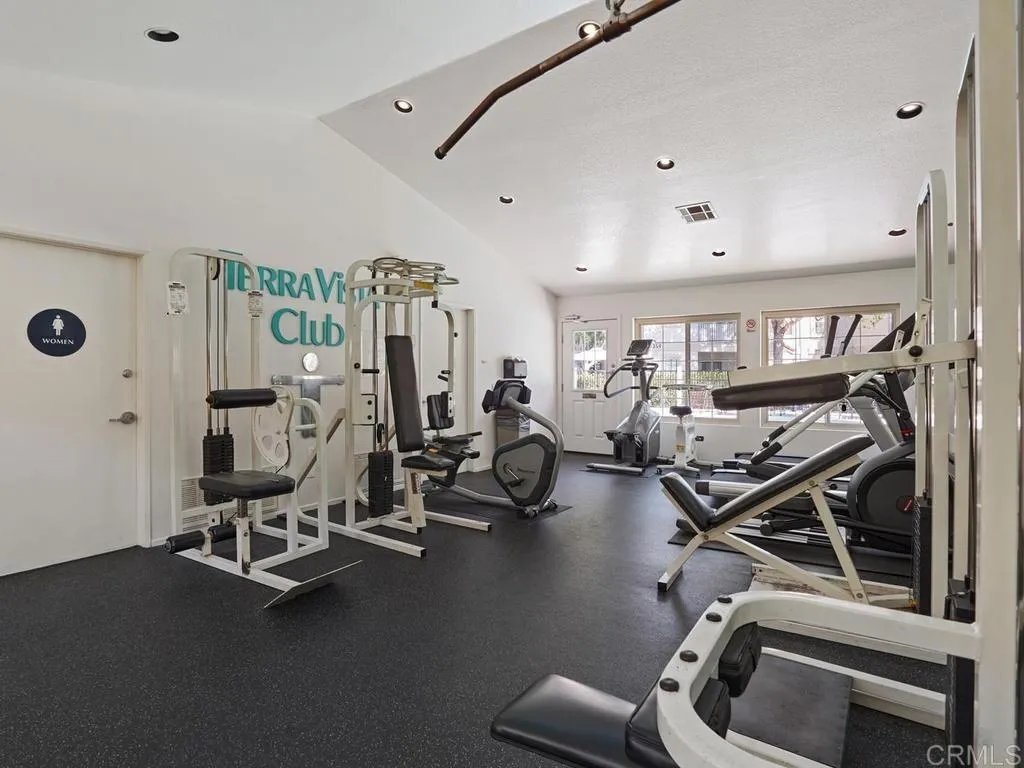https://cdn.realtyfeed.com/cdn/127/306779112/8d8099cc0293facbbd0ac8b47542008d.webp