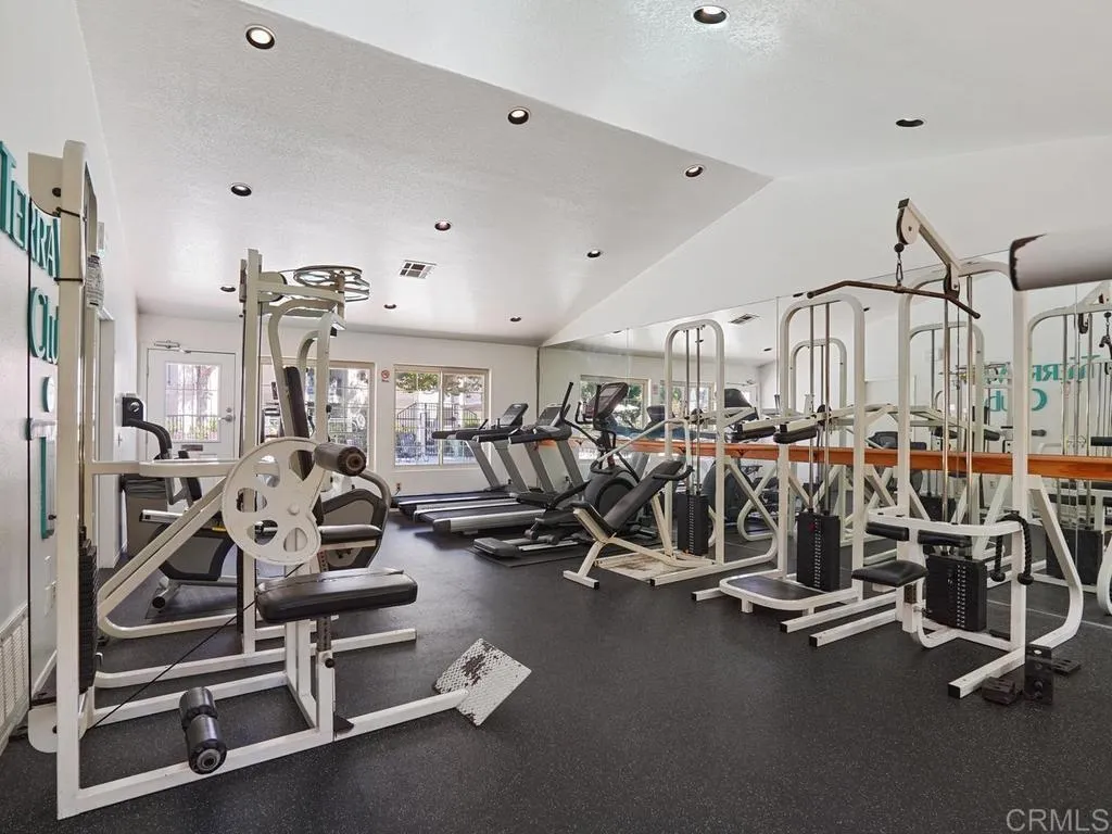 https://cdn.realtyfeed.com/cdn/127/306779112/b0c6bb0a611ad88fa3d4bd9dd8403421.webp