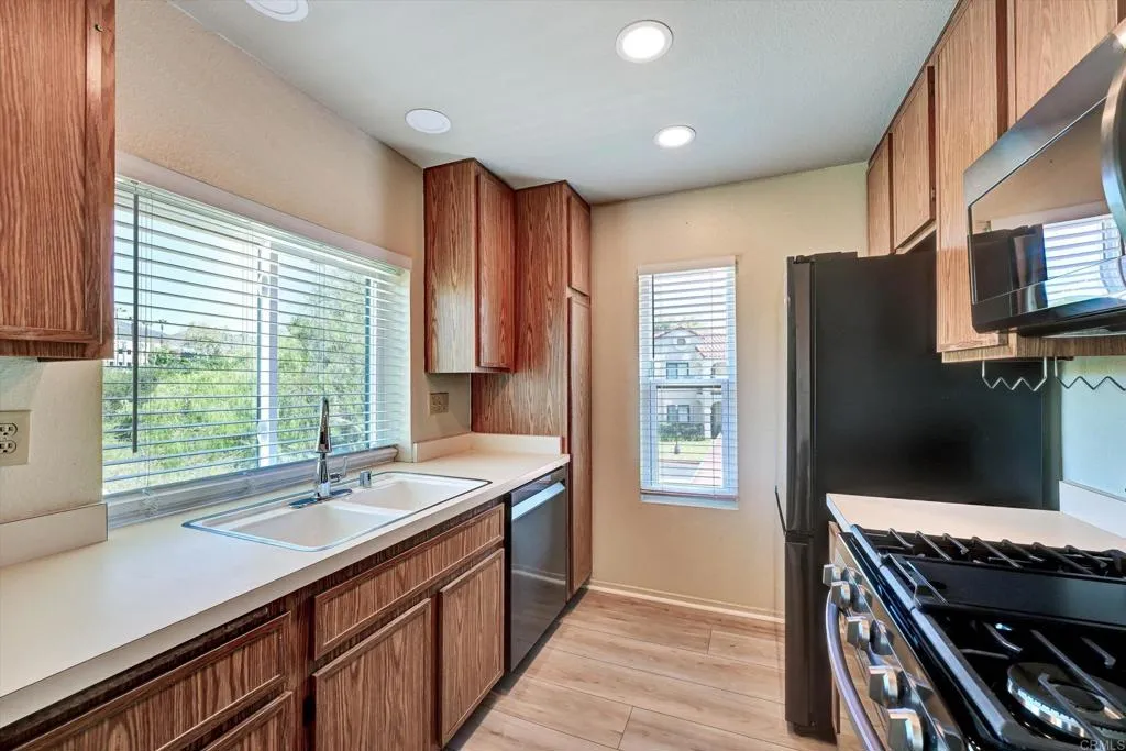 Photo #8: PTP2605682 Listing: Photo #8