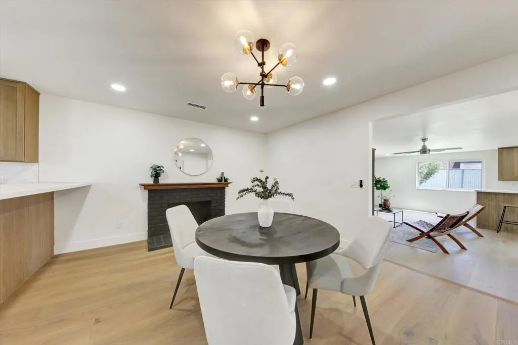 https://cdn.realtyfeed.com/cdn/127/306779142/4b1548c54d375223fe528ac7cdc4c5ab.webp