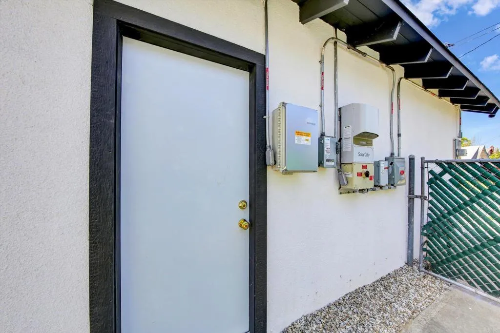 https://cdn.realtyfeed.com/cdn/127/306779142/b136e28a705de6faac7eeda207cba532.webp