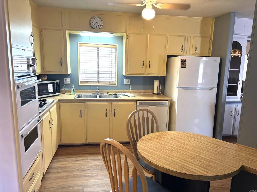 955 Howard Unit 28, Escondido, CA 92029 - Photo 3 of 39, Escondido, CA