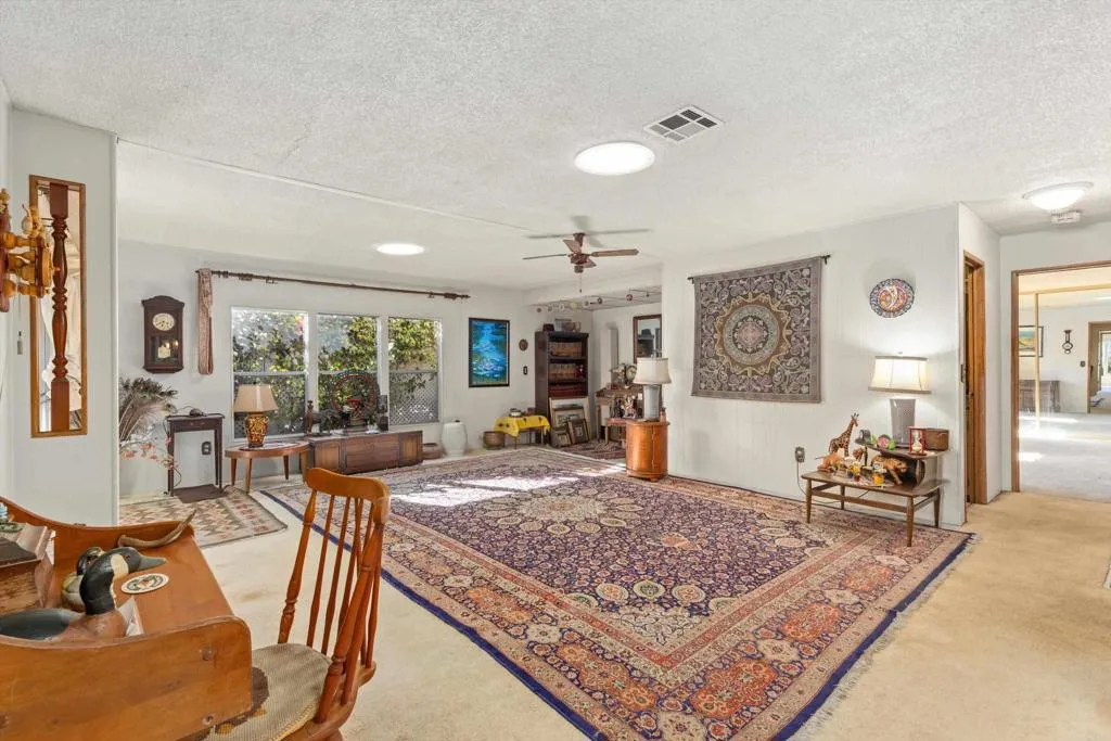 https://cdn.realtyfeed.com/cdn/127/306779293/1db720c106f01ad43c00797619f5b021.webp