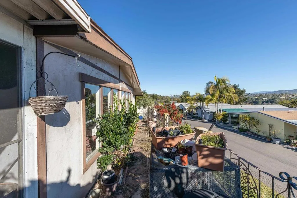 https://cdn.realtyfeed.com/cdn/127/306779293/79fb6a0e255e4ba3555eaa81ae21d7fc.webp