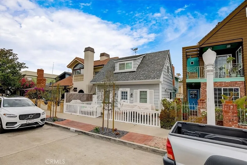 Newport Beach, CA 92661