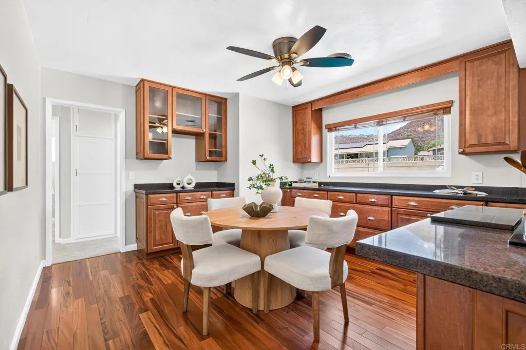 https://cdn.realtyfeed.com/cdn/127/306779414/0a83a5407d038f274427ec829eeab11c.webp