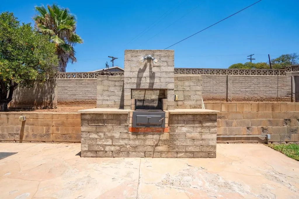 https://cdn.realtyfeed.com/cdn/127/306779414/25762c5274b463bfd74dc58c1bcbbf49.webp