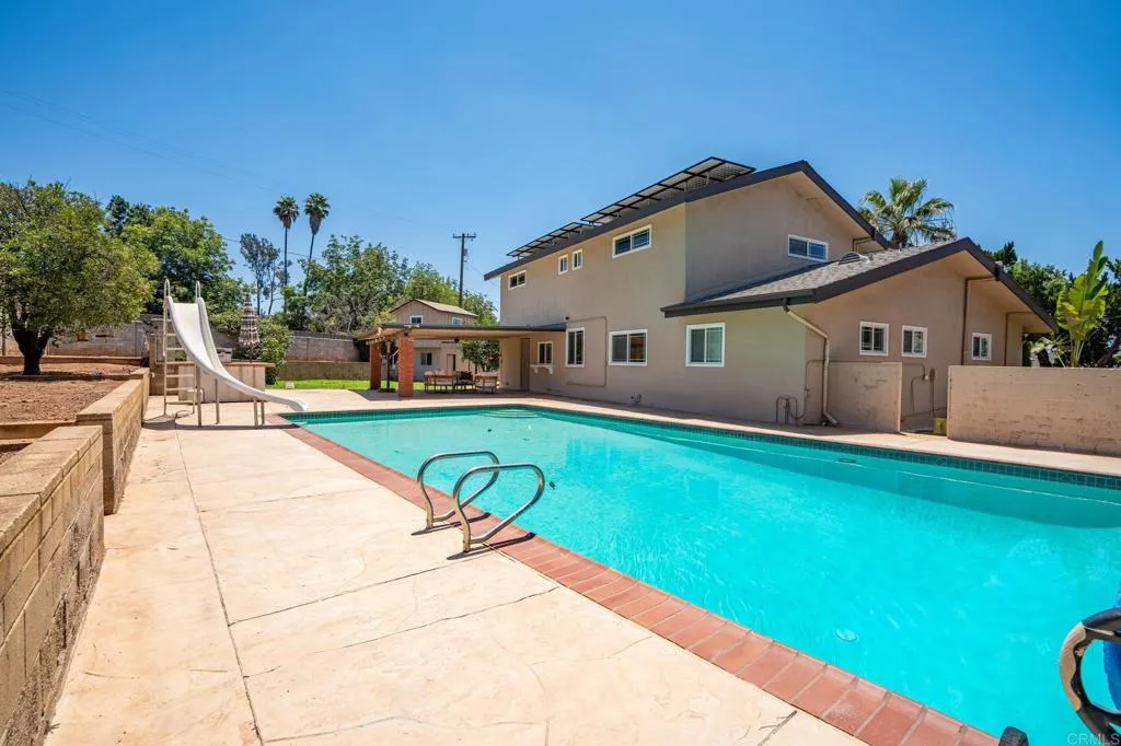 https://cdn.realtyfeed.com/cdn/127/306779414/34fc5f893985f6a856a84d65a7824e66.webp