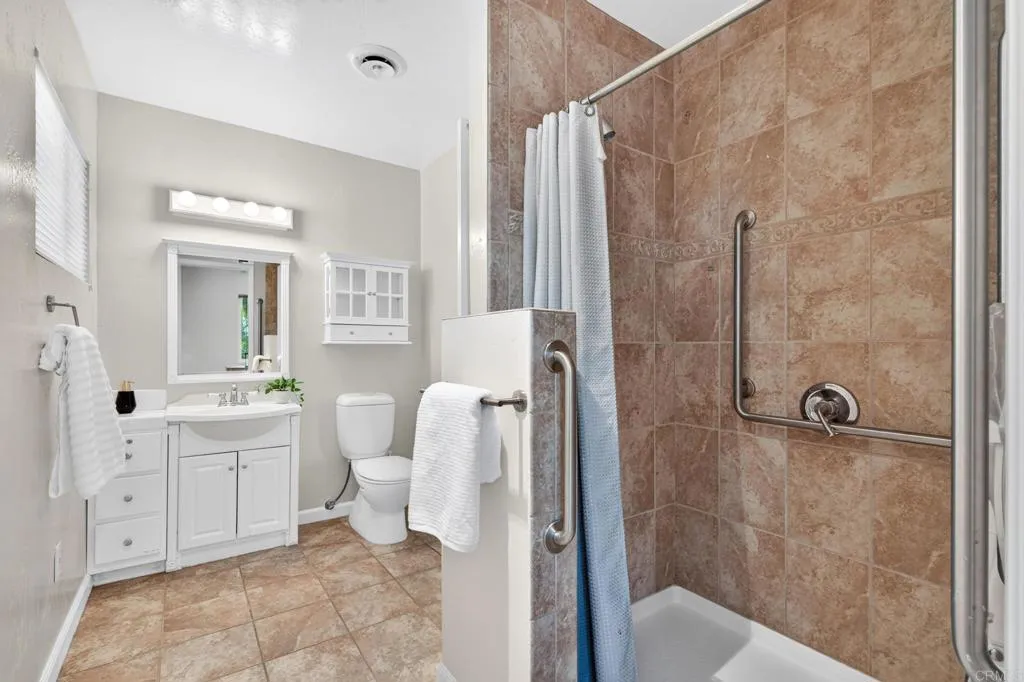https://cdn.realtyfeed.com/cdn/127/306779414/6fcd4fe24c3123cc3af3788b13375ac7.webp