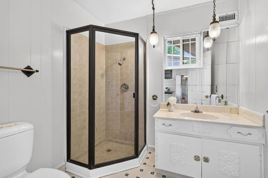https://cdn.realtyfeed.com/cdn/127/306779414/cec7046e1b87b78b7bcaf8889fb3a5b1.webp