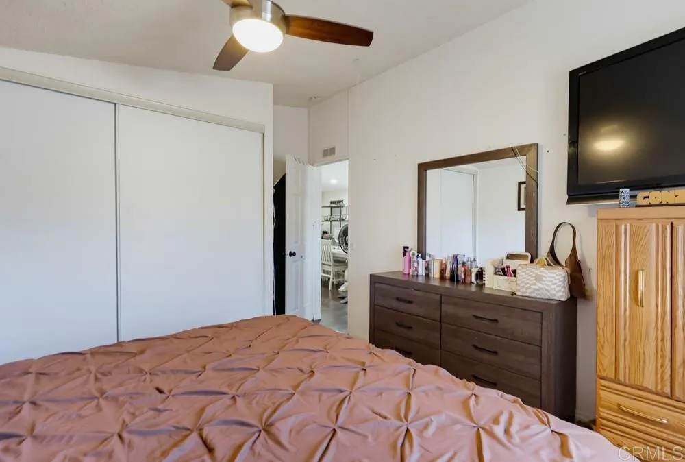 https://cdn.realtyfeed.com/cdn/127/306779456/301e9cccf7757632d2f76377877c07e7.webp