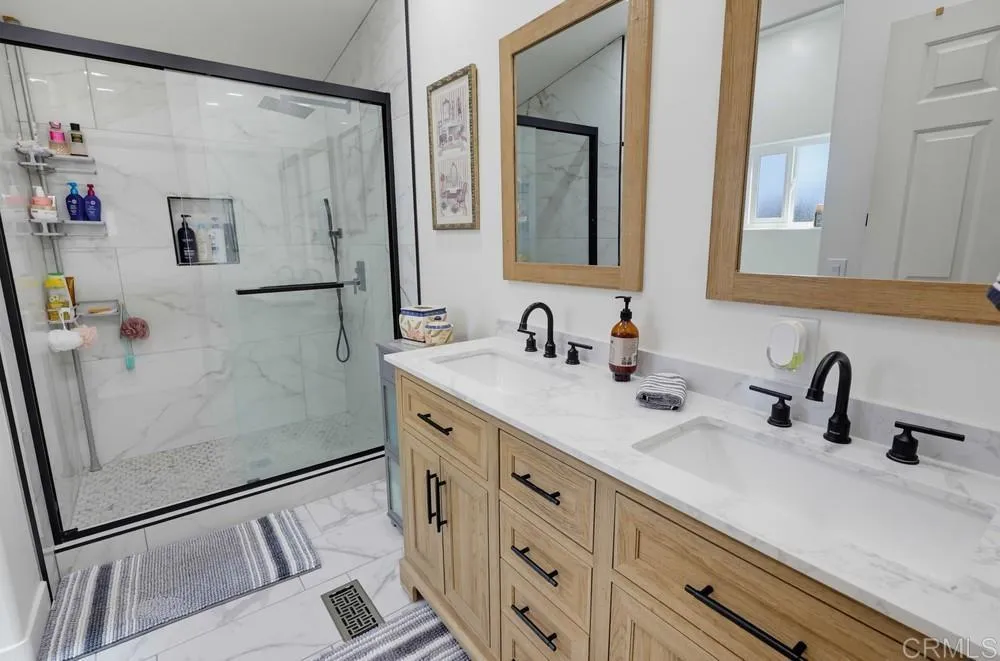 https://cdn.realtyfeed.com/cdn/127/306779456/4e803f591097dfb1e5dce10558d499e8.webp