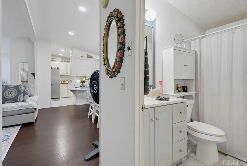 https://cdn.realtyfeed.com/cdn/127/306779456/811b041aae50a05cff3c31fdf9589ab7.webp