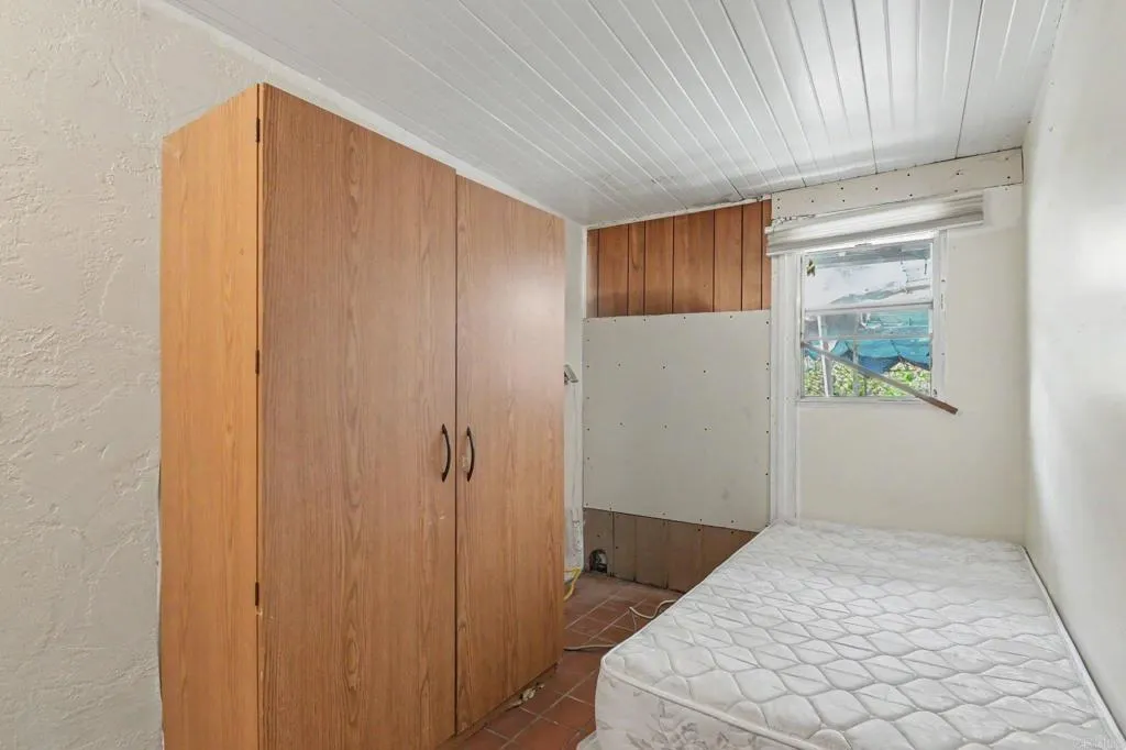 https://cdn.realtyfeed.com/cdn/127/306779475/d05429bd26ae68d73a4201bf9bbc7e1a.webp