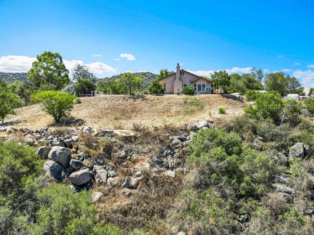 https://cdn.realtyfeed.com/cdn/127/306779491/05aabd857f78dc47f6a8feeb4e7059fc.webp